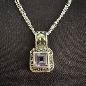 Elegant Silver and Gold Pendant Necklace